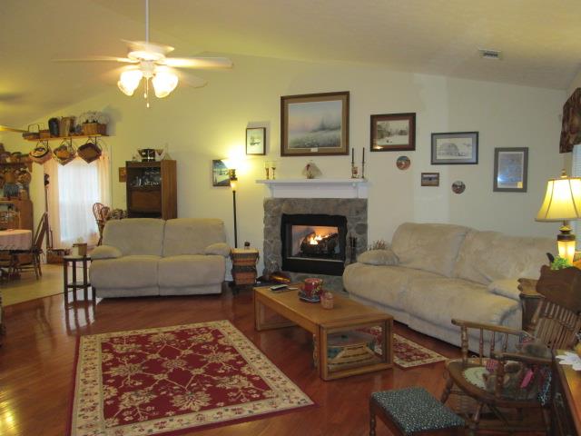 119 Montrose Way, Lagrange, GA 30240 photo 2