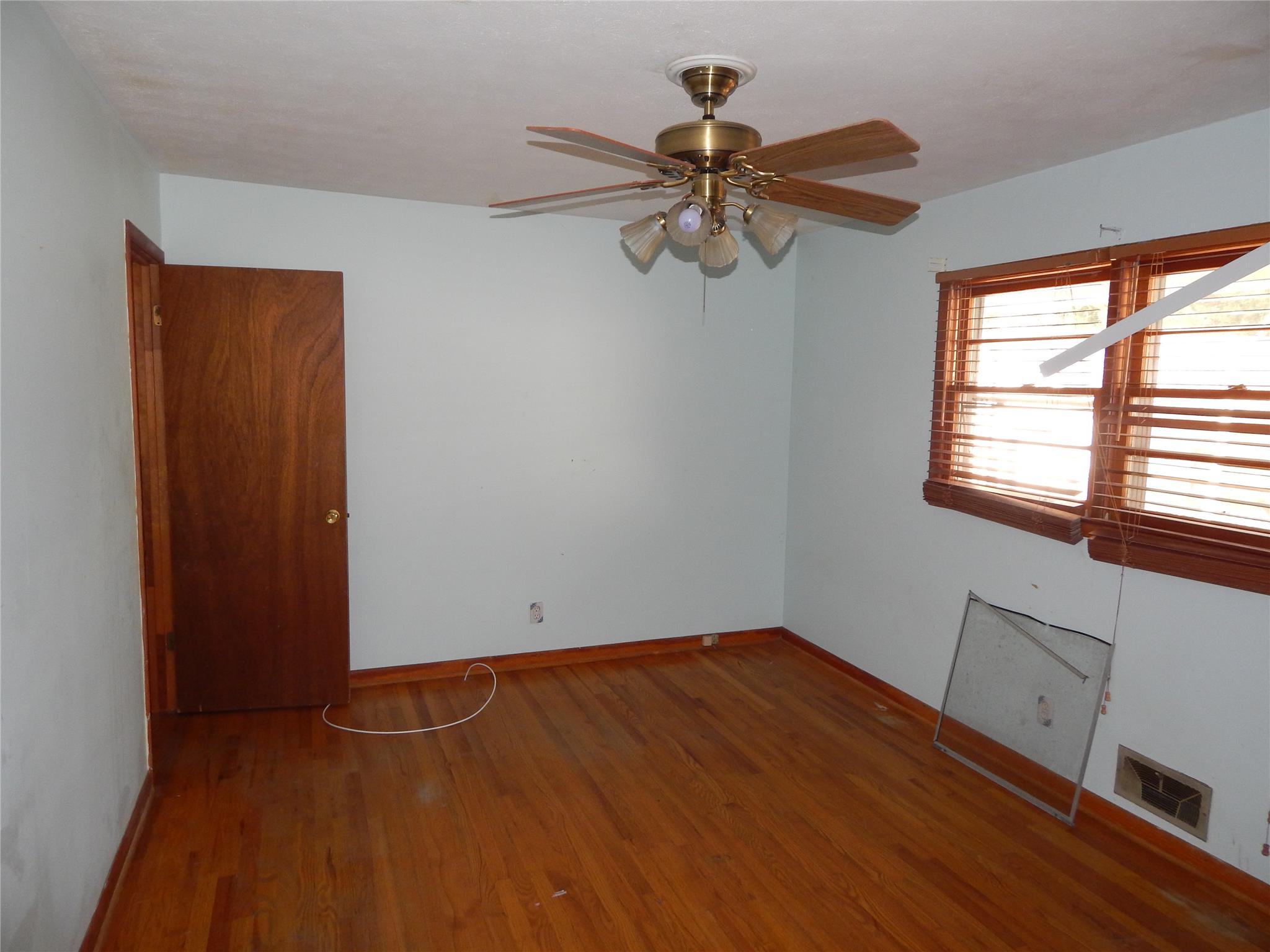 322 3rd Ave, Winder, GA 30680 photo 12