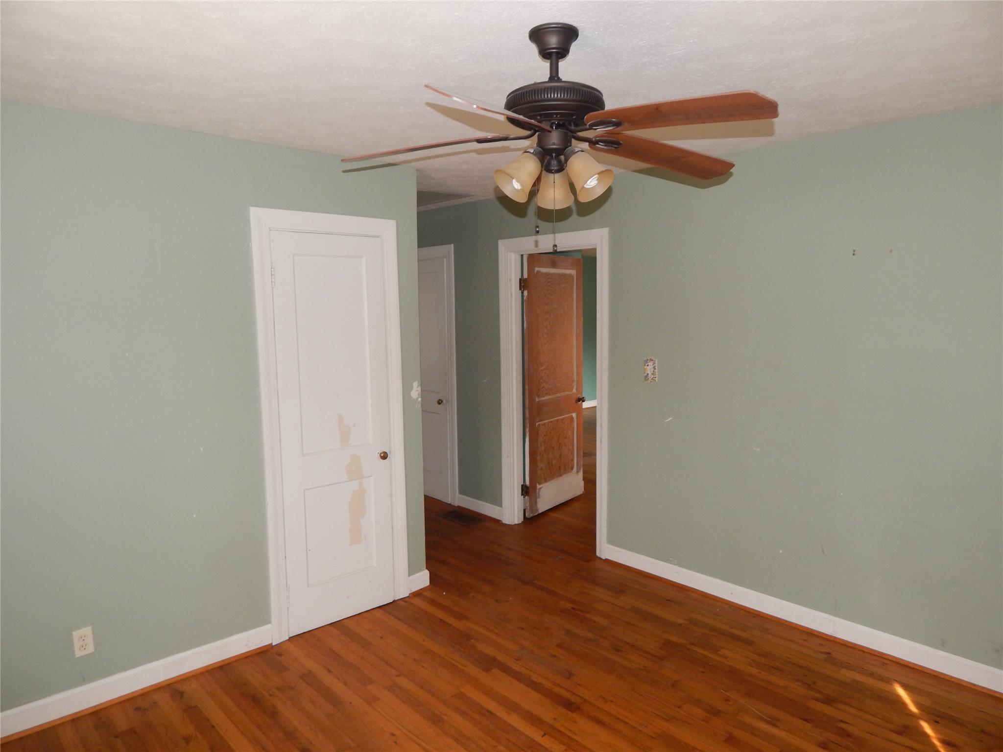 322 3rd Ave, Winder, GA 30680 photo 5