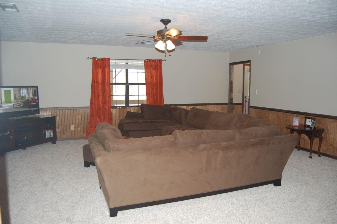 250 Grant Rd, Brooks, GA 30205 photo 3