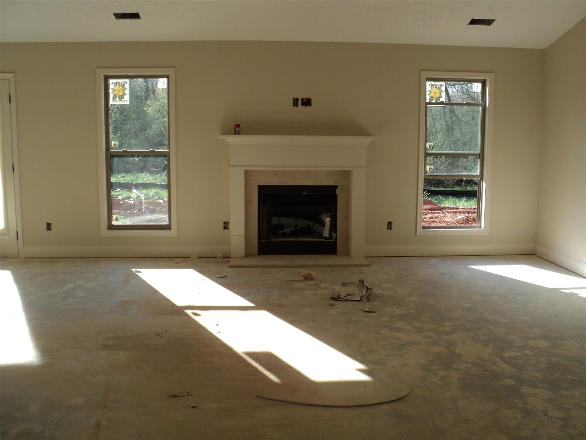 220 Falling Leaf Ln, Winder, GA 30680 photo 9