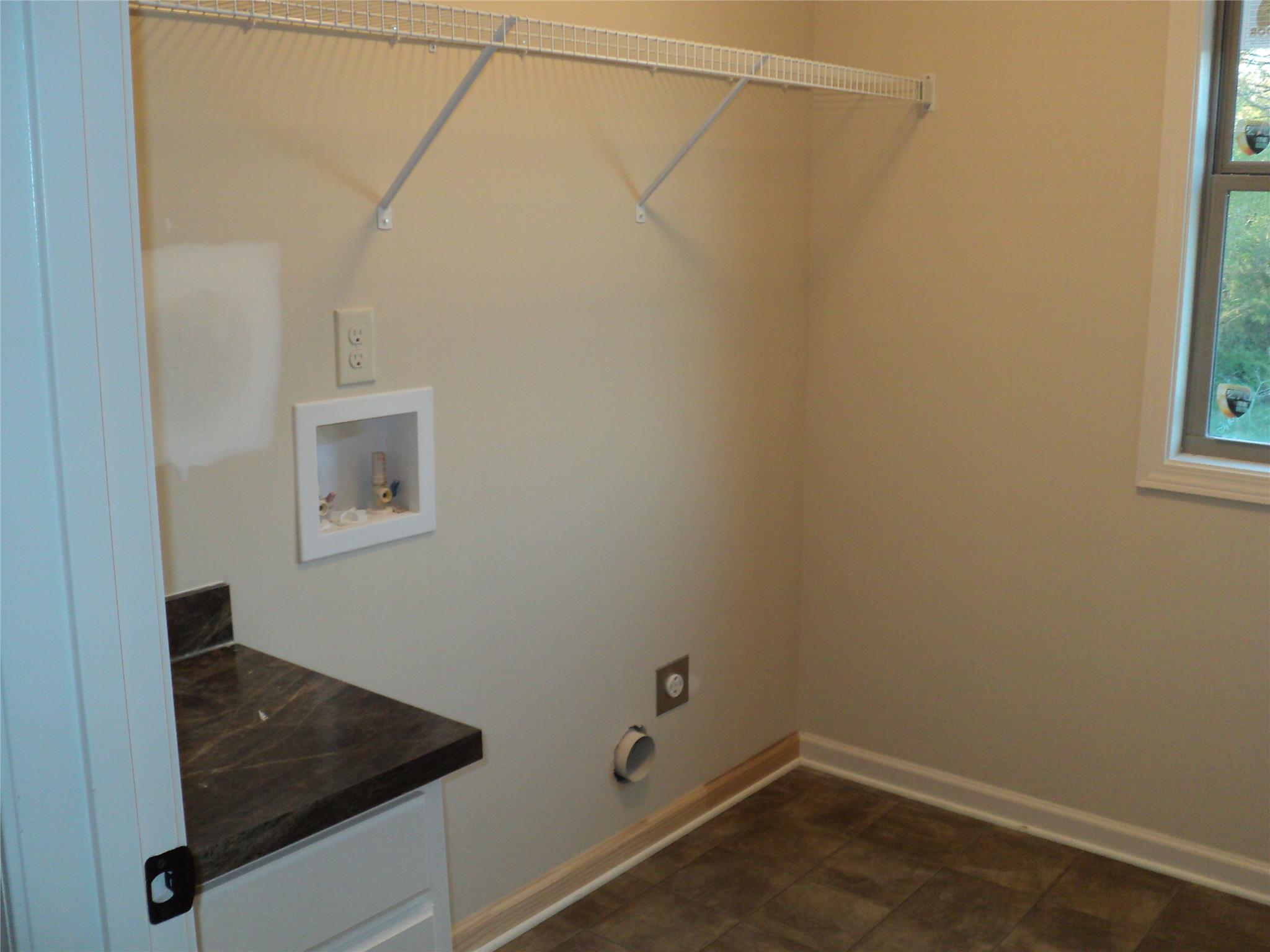 220 Falling Leaf Ln, Winder, GA 30680 photo 15