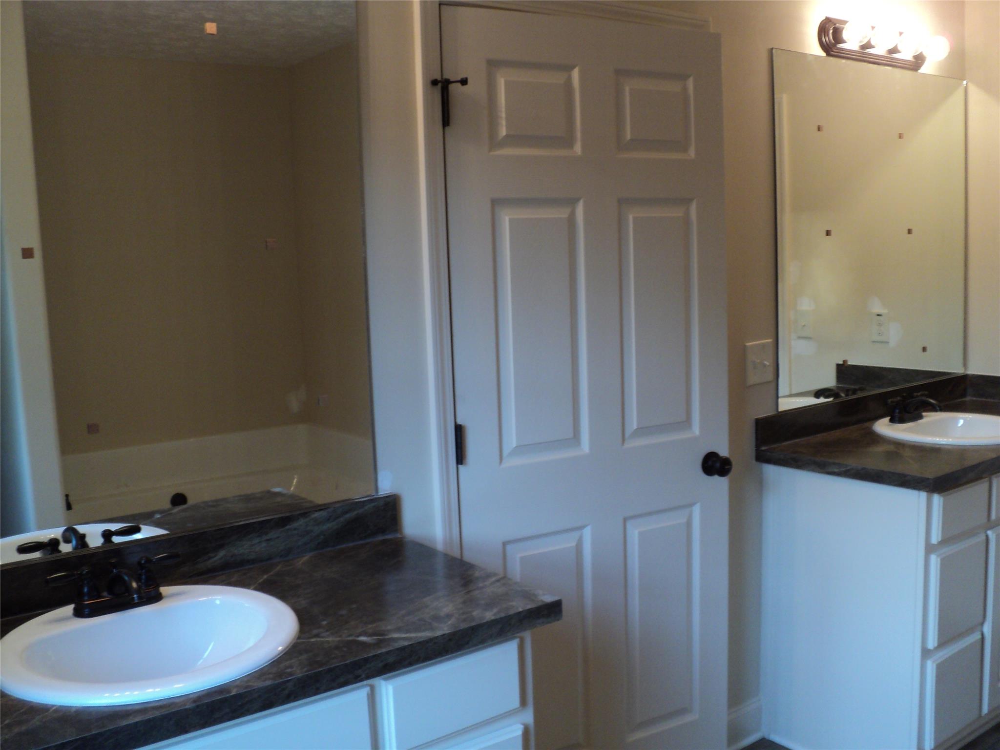220 Falling Leaf Ln, Winder, GA 30680 photo 11