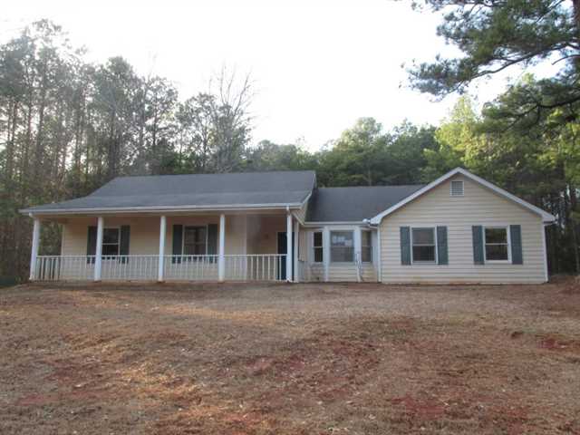 30 Willow Shoals Dr, Covington, GA 30016 photo 1