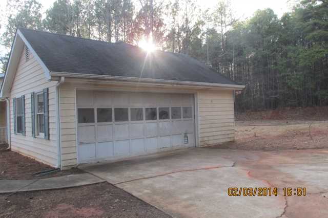 30 Willow Shoals Dr, Covington, GA 30016 photo 2