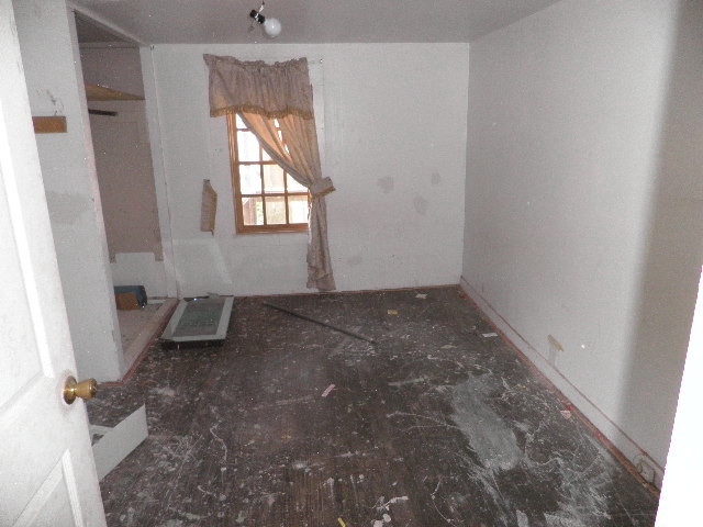 1075 Cooley Dr, Gainesville, GA 30501 photo 6