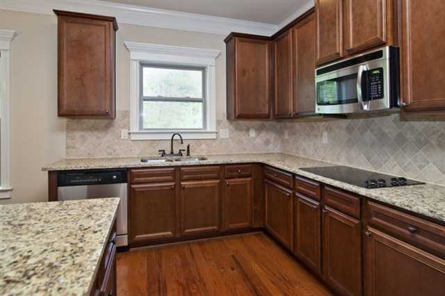 4549 Bogan Meadows Dr, Buford, GA 30519 photo 7
