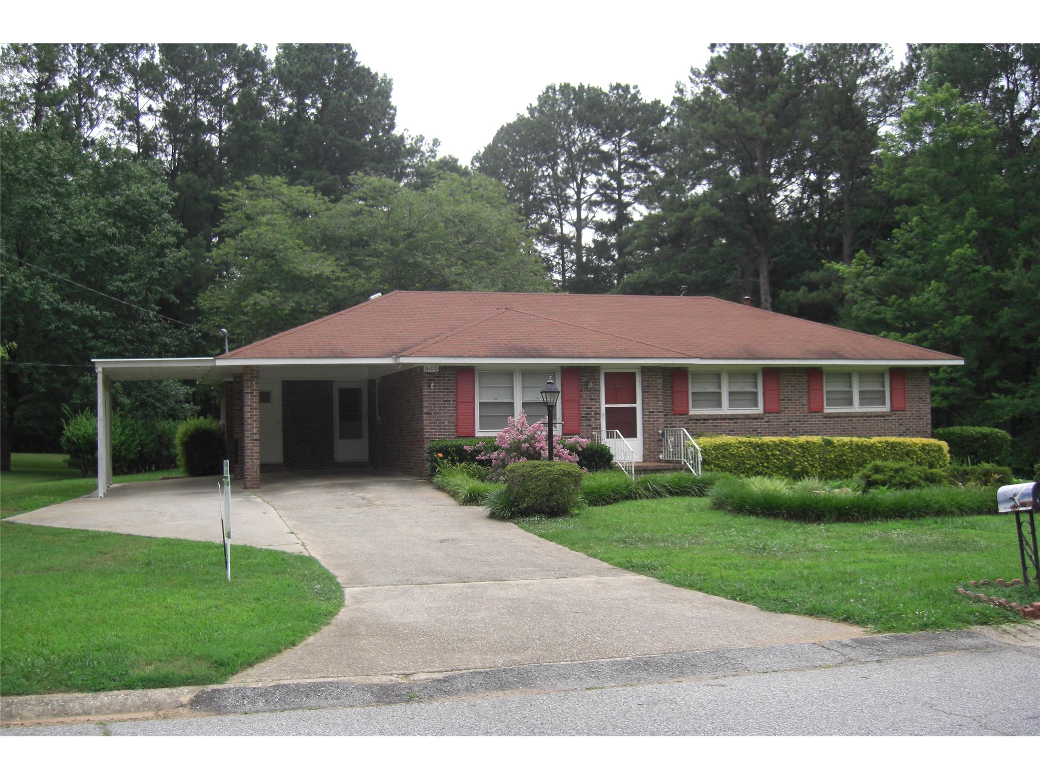 6100 Tabor Ave, Morrow, GA 30260 photo 1