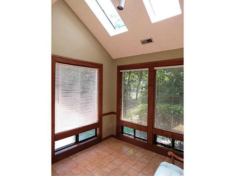4295 Farmbrook Ln, Kennesaw, GA 30144 photo 12