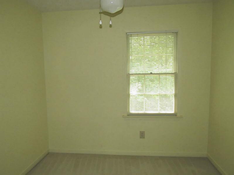 4295 Farmbrook Ln, Kennesaw, GA 30144 photo 17