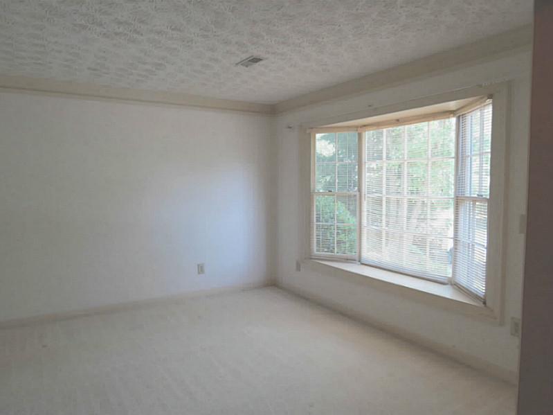 4295 Farmbrook Ln, Kennesaw, GA 30144 photo 5