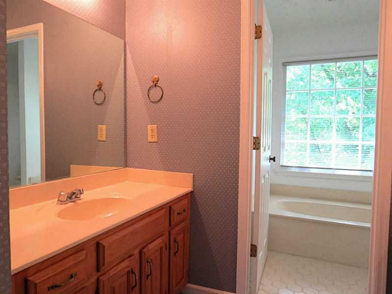 4295 Farmbrook Ln, Kennesaw, GA 30144 photo 20