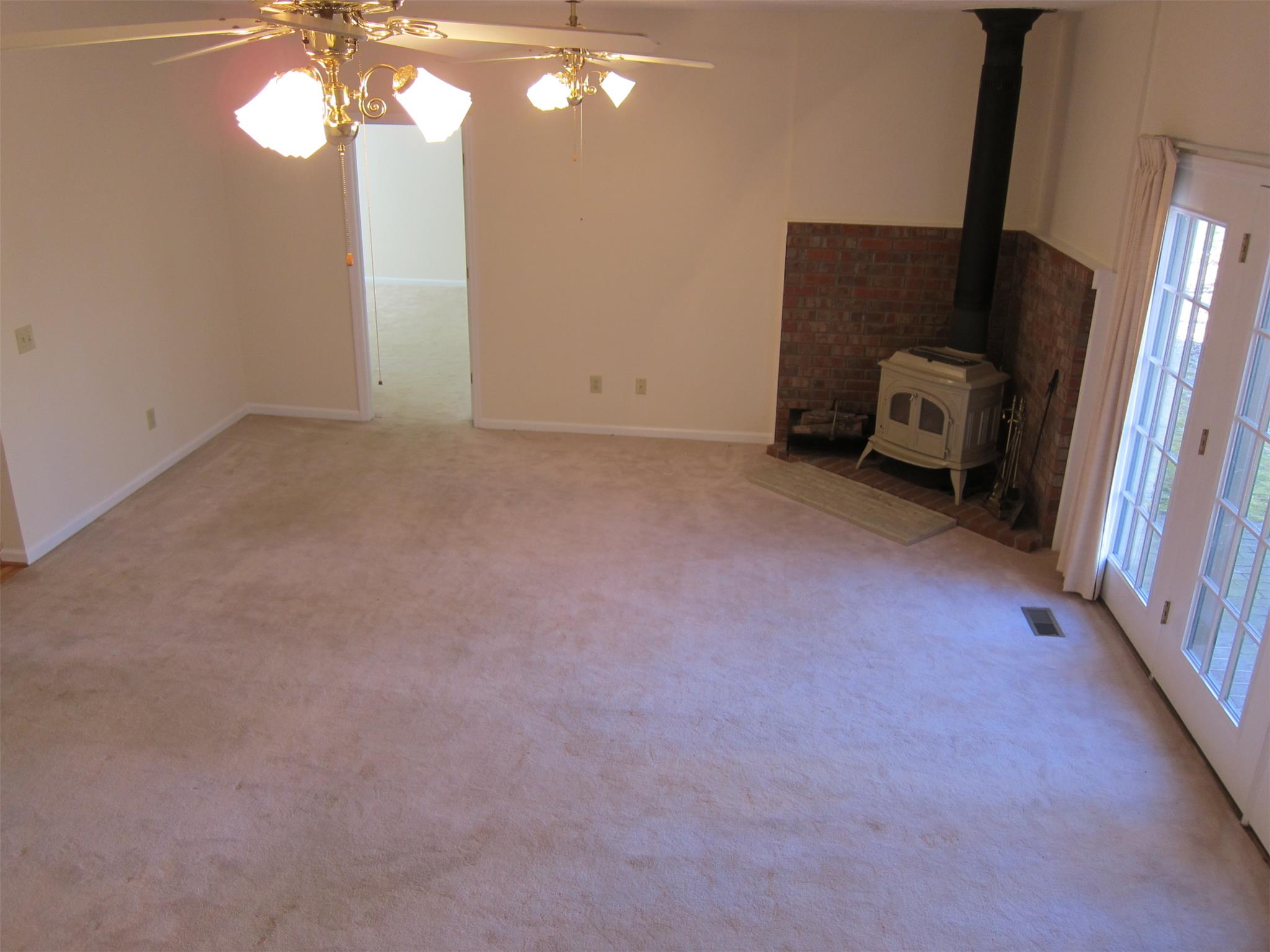 501 Jenny Ct, Cornelia, GA 30531 photo 6
