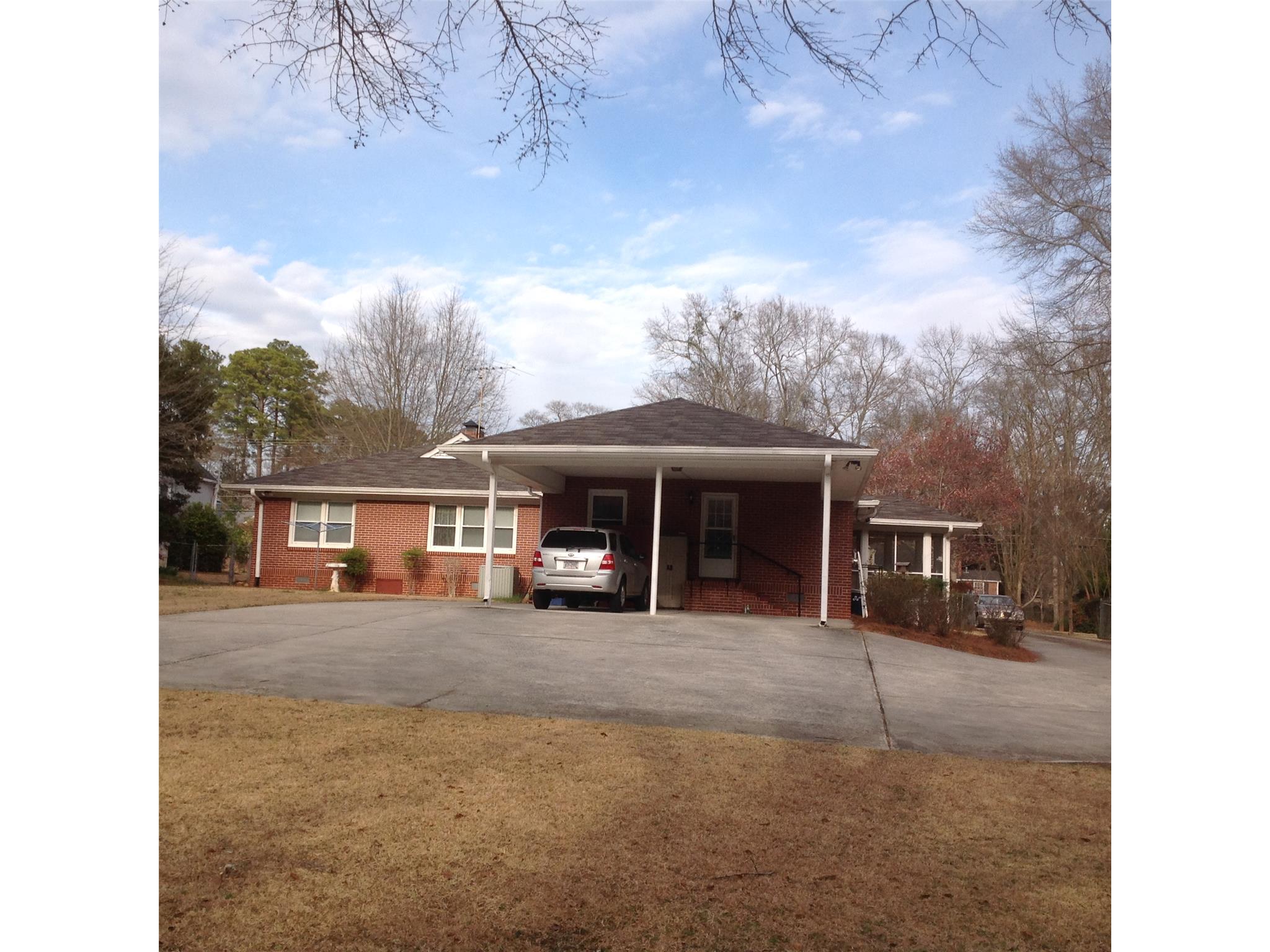 1109 Maple Dr, Griffin, GA 30224 photo 2
