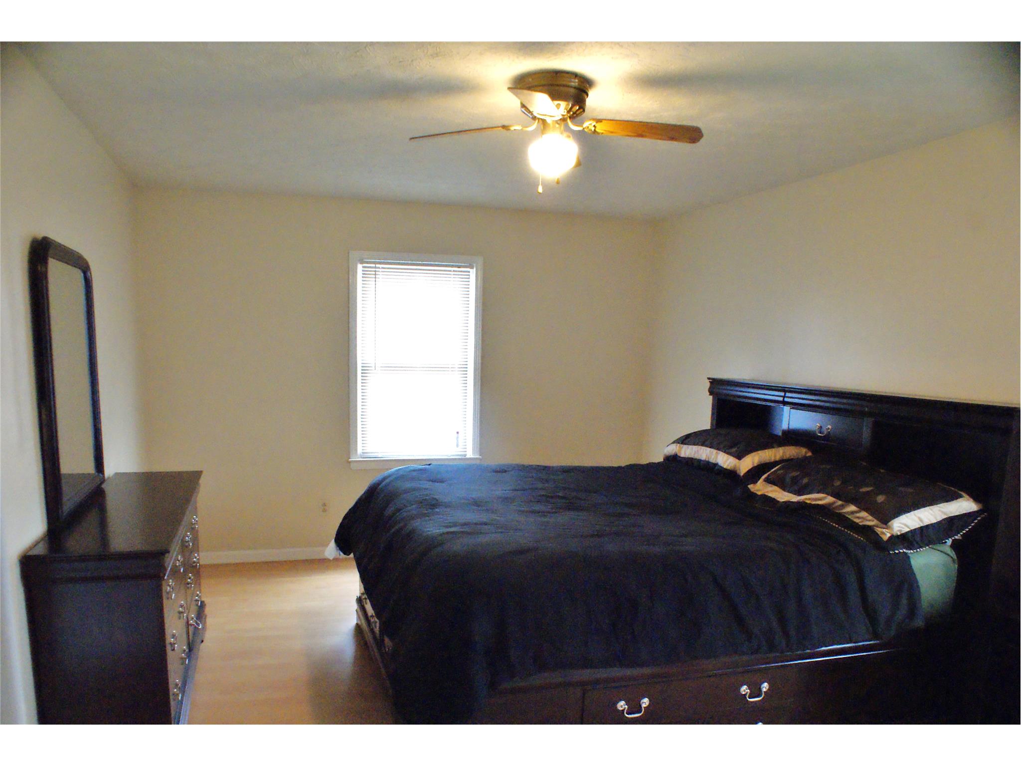 70 Riverbend Dr, Covington, GA 30014 photo 6