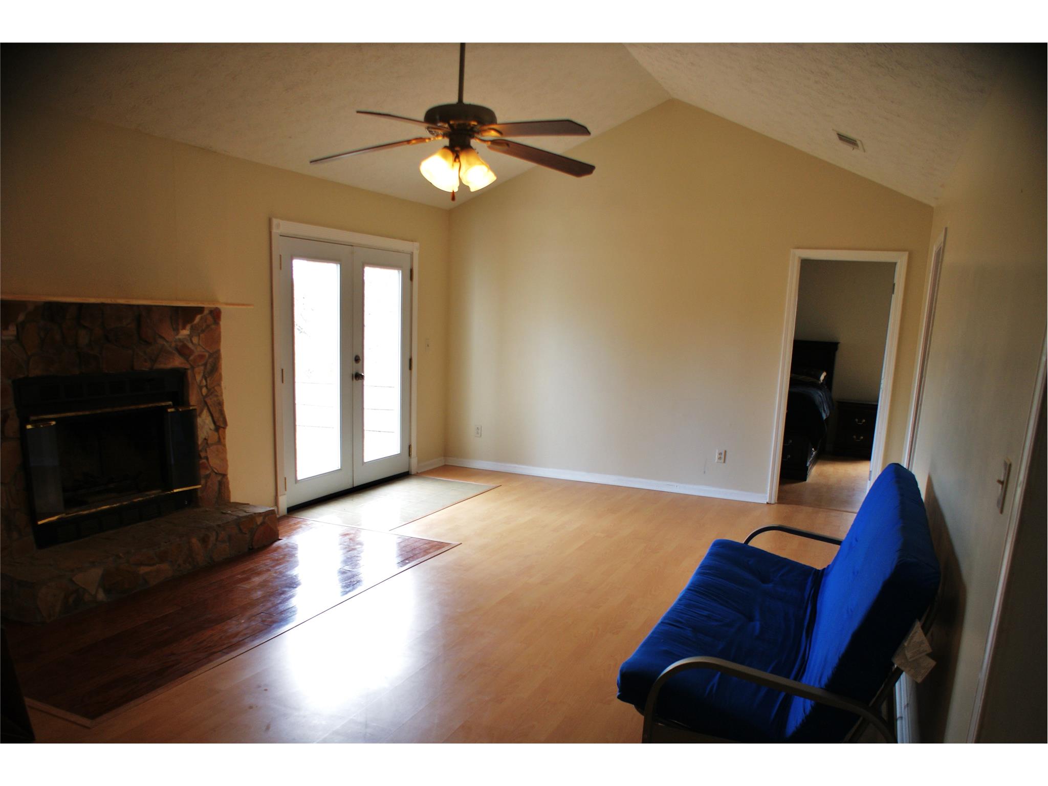 70 Riverbend Dr, Covington, GA 30014 photo 2