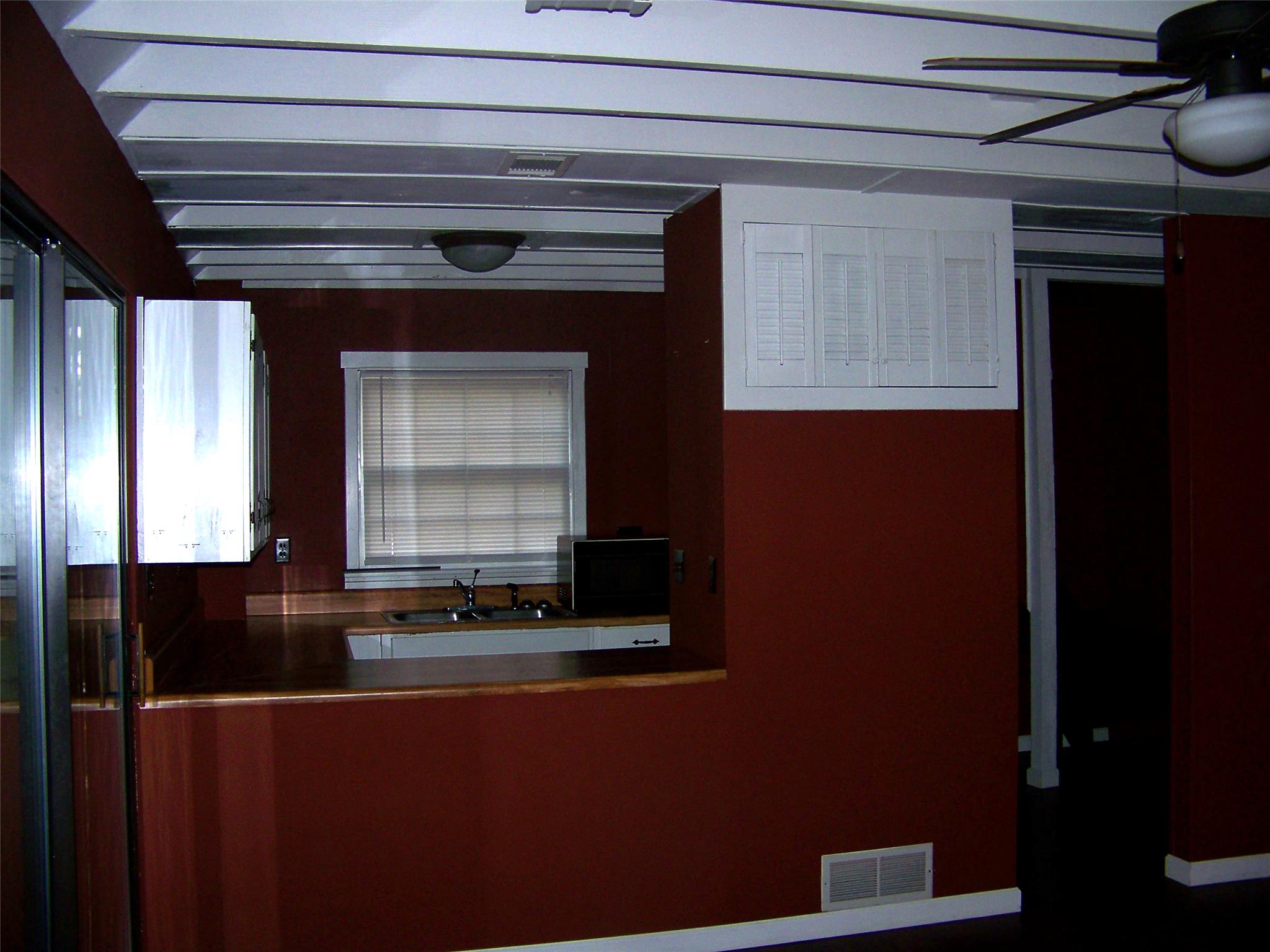 5587 Hamilton Rd, Lagrange, GA 30240 photo 2