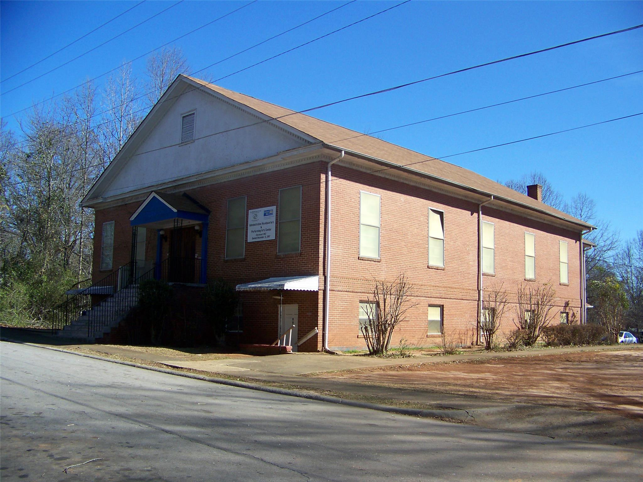 623 Juniper St, Lagrange, GA 30240 photo 1
