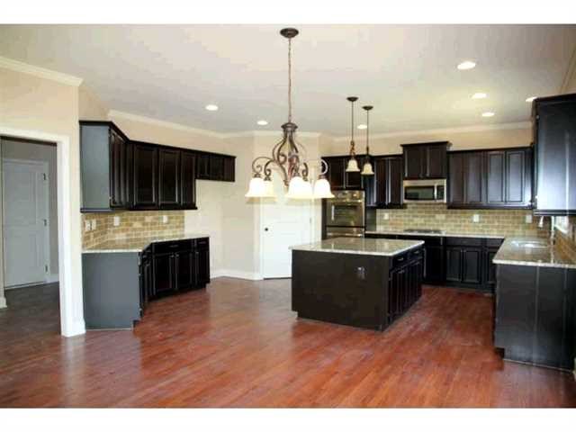 195 Patrick Cir, Suwanee, GA 30024 photo 14