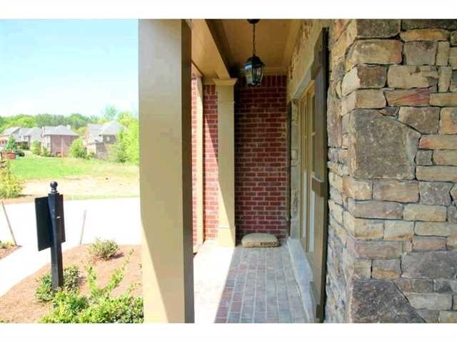 195 Patrick Cir, Suwanee, GA 30024 photo 9