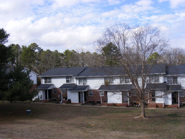291 Apperson Dr, Winder, GA 30680 photo 4