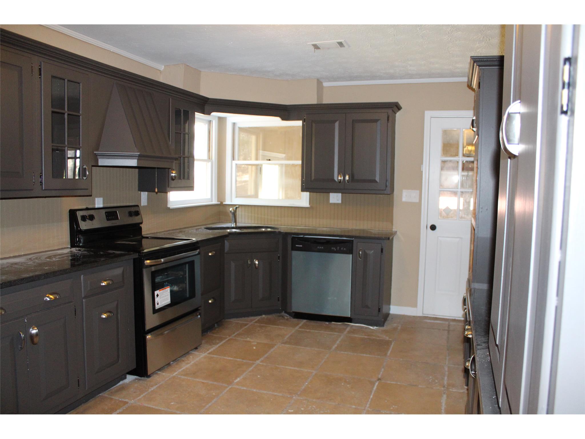 2073 Laurel Gate Ln, Monroe, GA 30655 photo 6