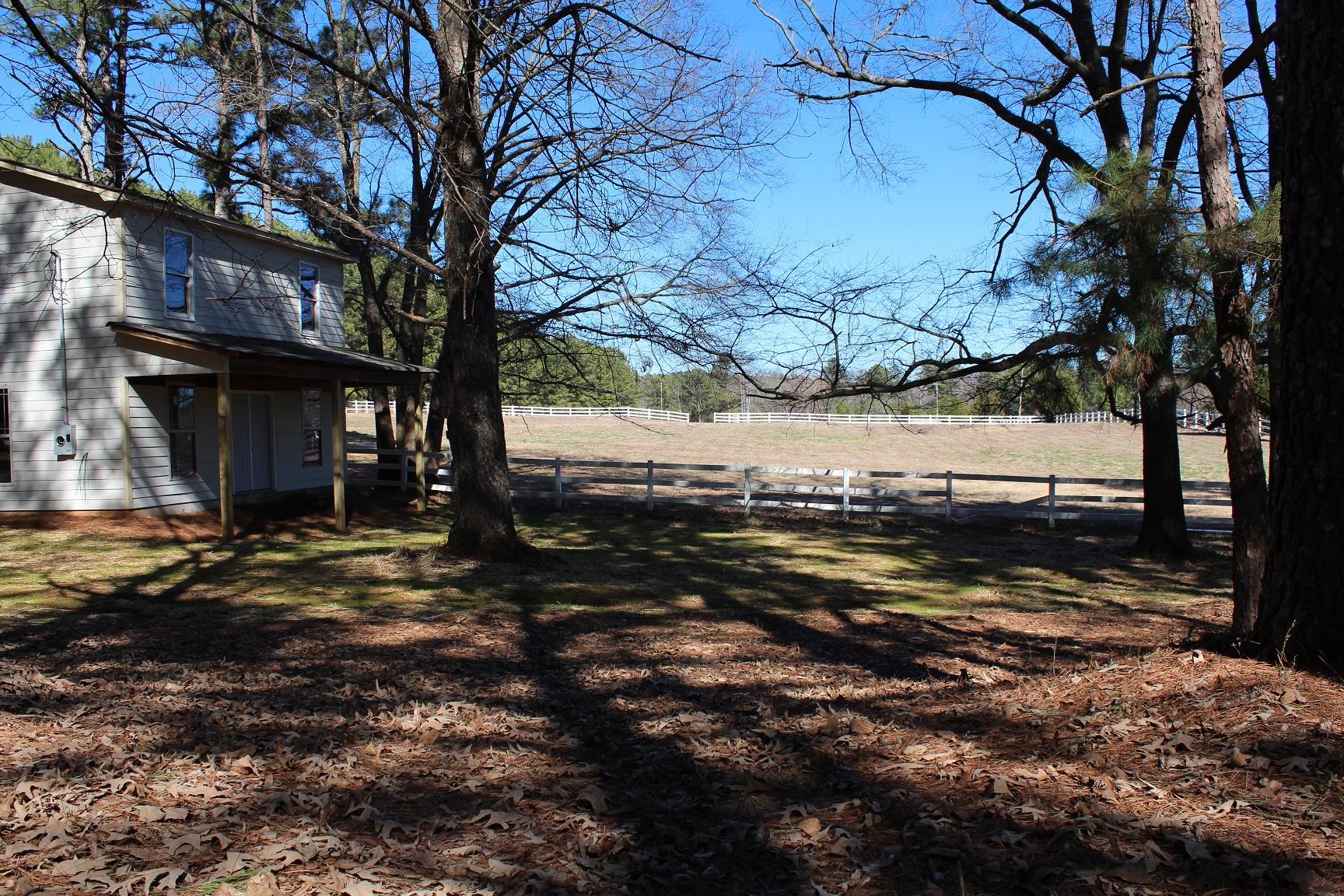 2073 Laurel Gate Ln, Monroe, GA 30655 photo 2