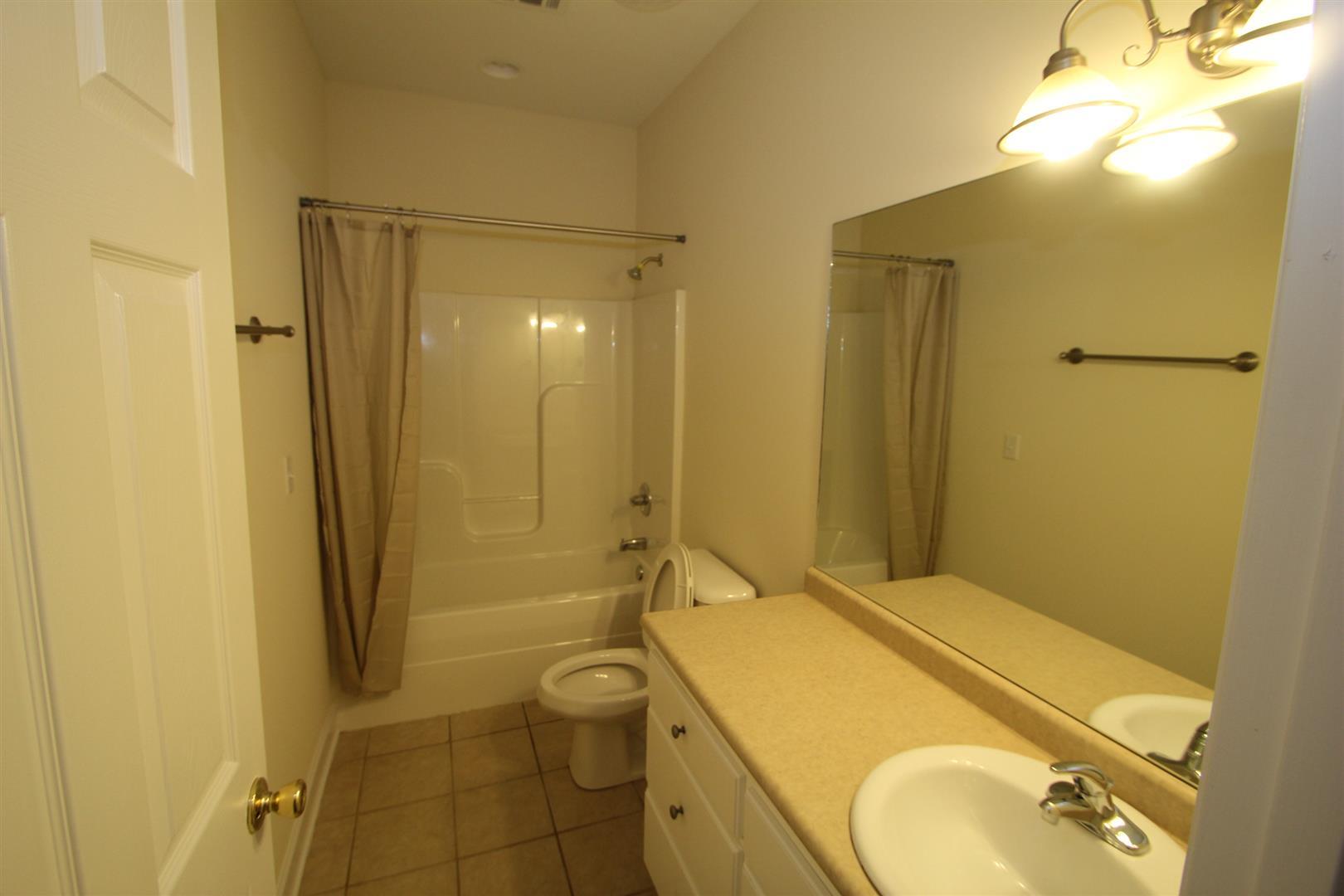 107 Thomas Ct, Sylvester, GA 31791 photo 5