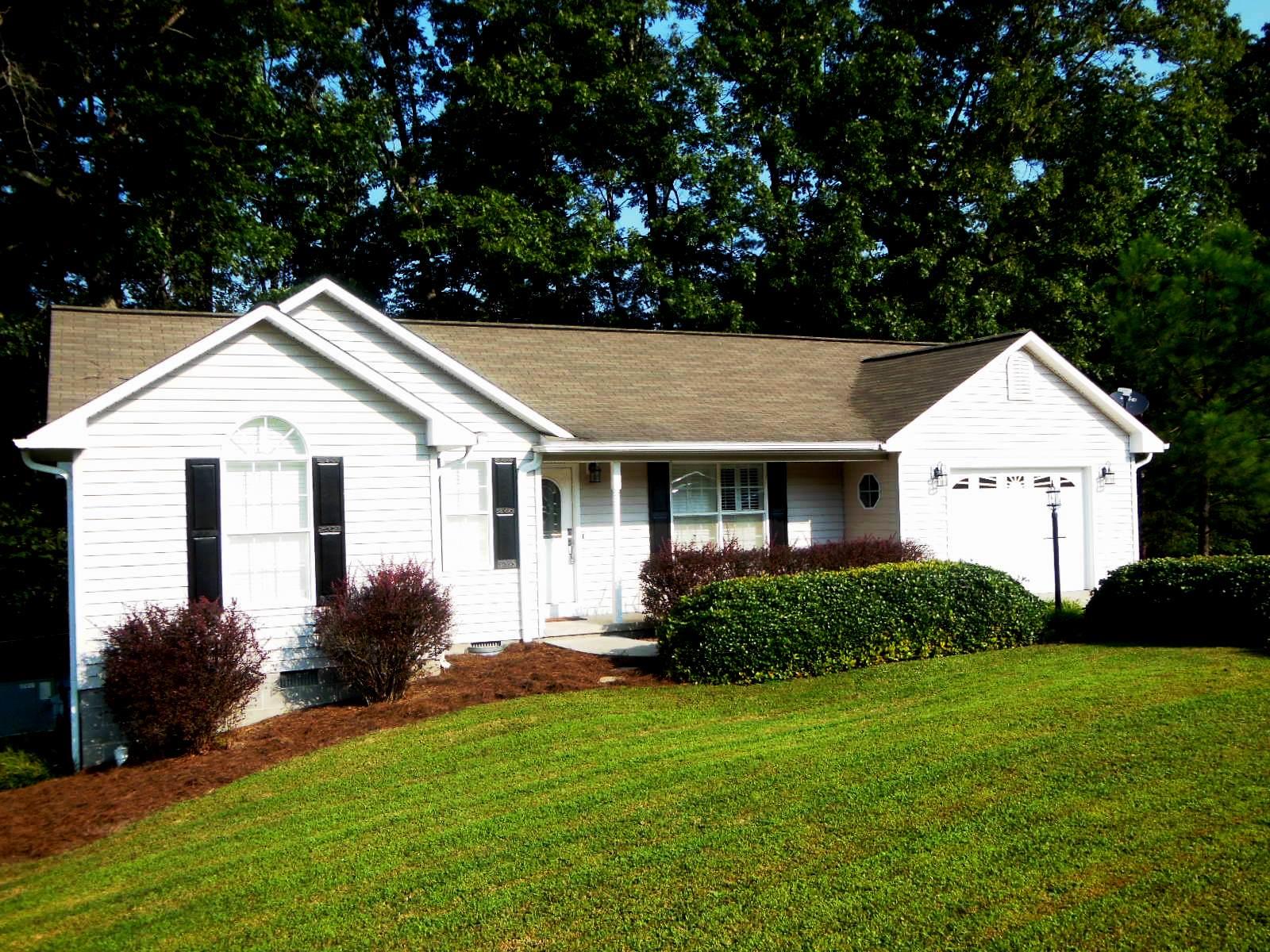 122 Piedmont Connector, Toccoa, GA 30577 photo 2