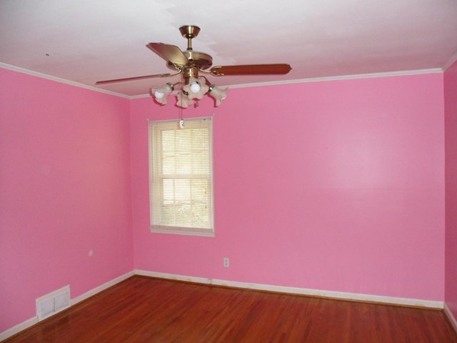 655 Rosedale St, Toccoa, GA 30577 photo 4