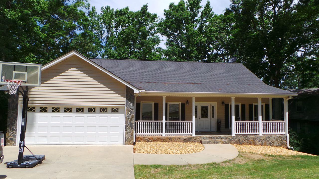 874 Bulldog Cir, Lavonia, GA 30553 photo 1
