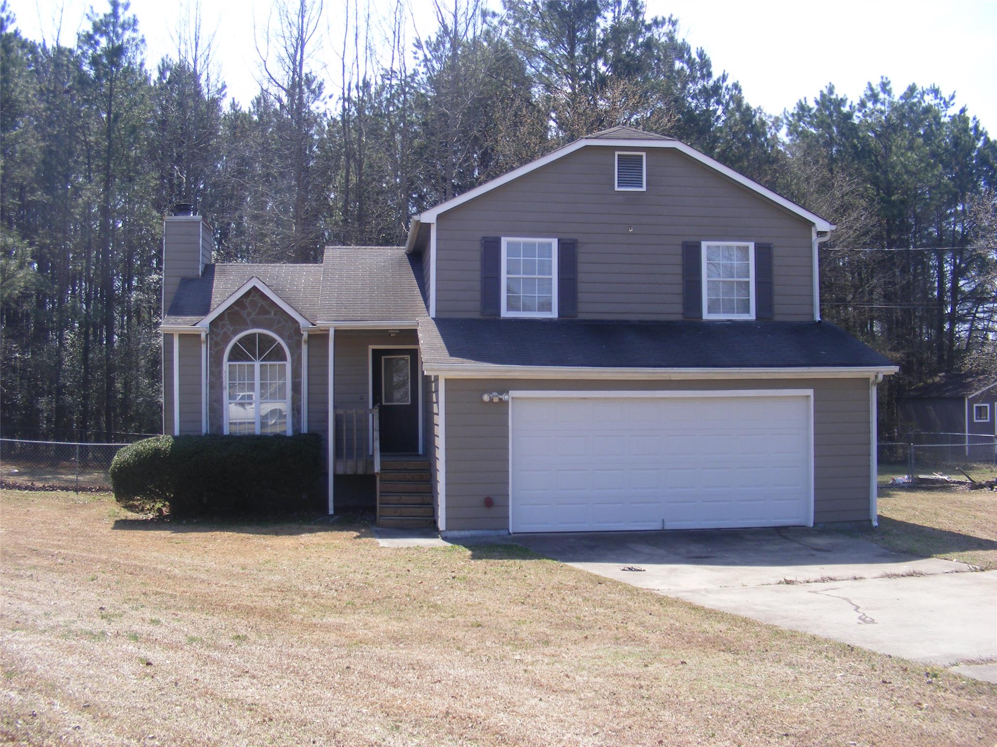 213 Lisa Ct, Hampton, GA 30228 photo 1