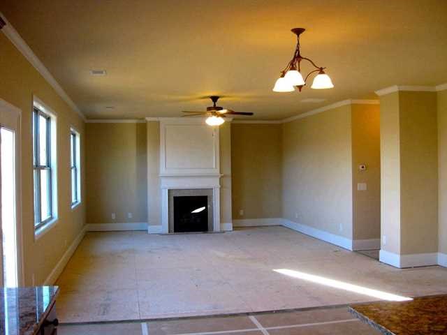 580 Eldridge Dr, Suwanee, GA 30024 photo 4