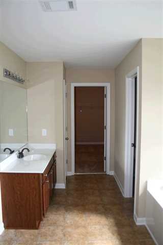 580 Eldridge Dr, Suwanee, GA 30024 photo 16