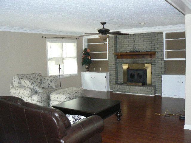 200 Shawnee Dr, Lagrange, GA 30240 photo 2