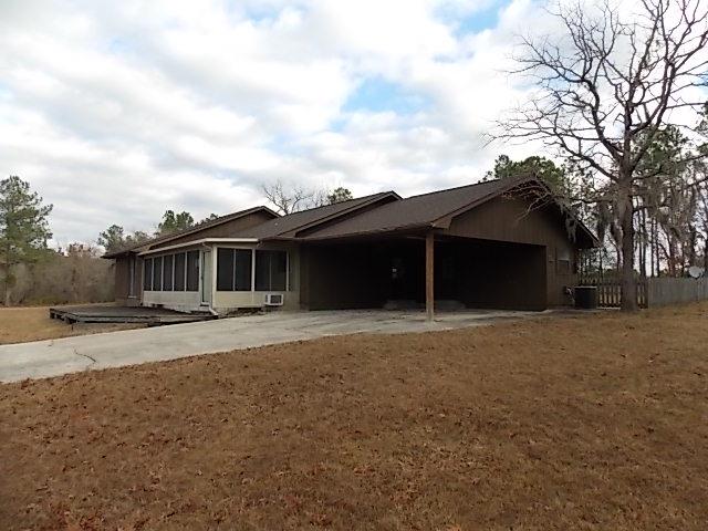 422 Stanfield Ln, Daisy, GA 30423 photo 3