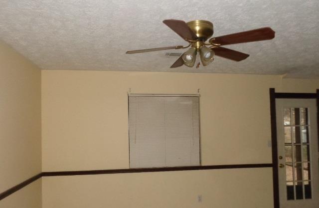 6629 Fleming Rd, Morrow, GA 30260 photo 4