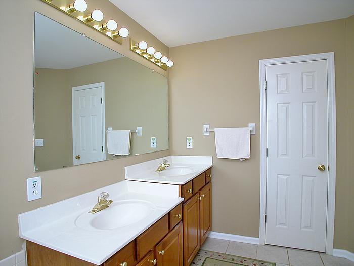 6825 Augusta Mnr, Suwanee, GA 30024 photo 9