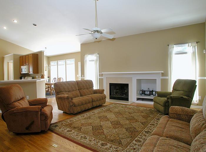 6825 Augusta Mnr, Suwanee, GA 30024 photo 3
