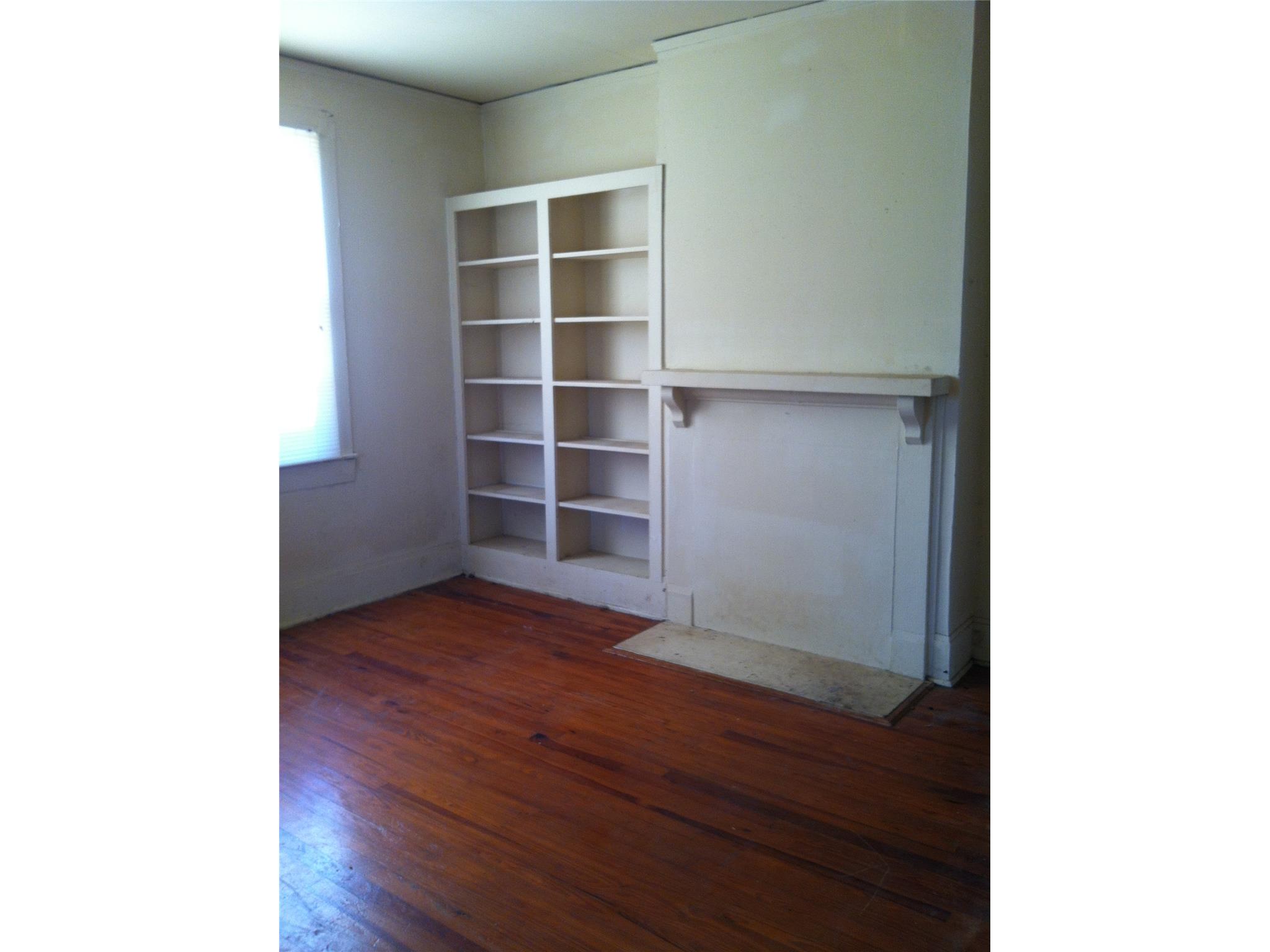 32 Broad St, Covington, GA 30014 photo 2
