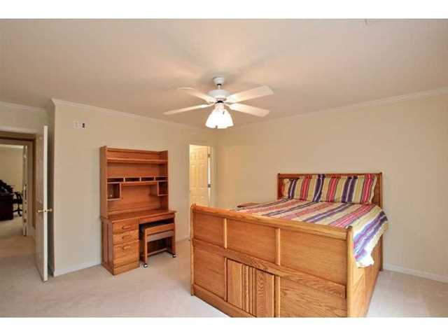 6730 Hempstead Ct, Suwanee, GA 30024 photo 16