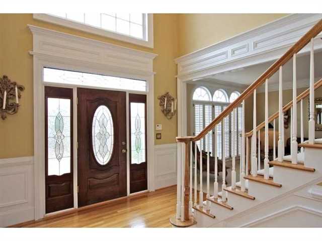 6730 Hempstead Ct, Suwanee, GA 30024 photo 3