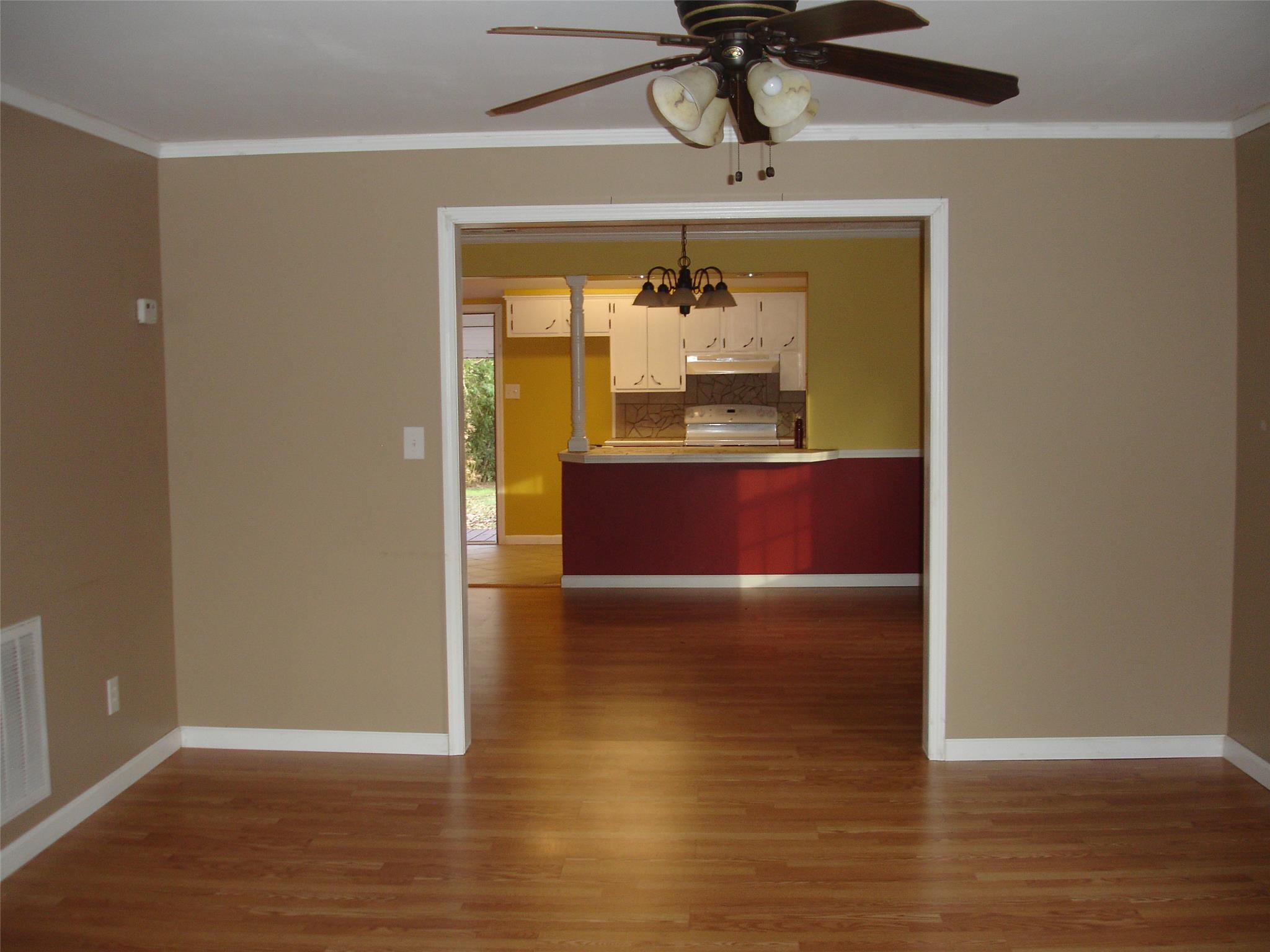 236 Samples Rd, West Point, GA 31833 photo 10