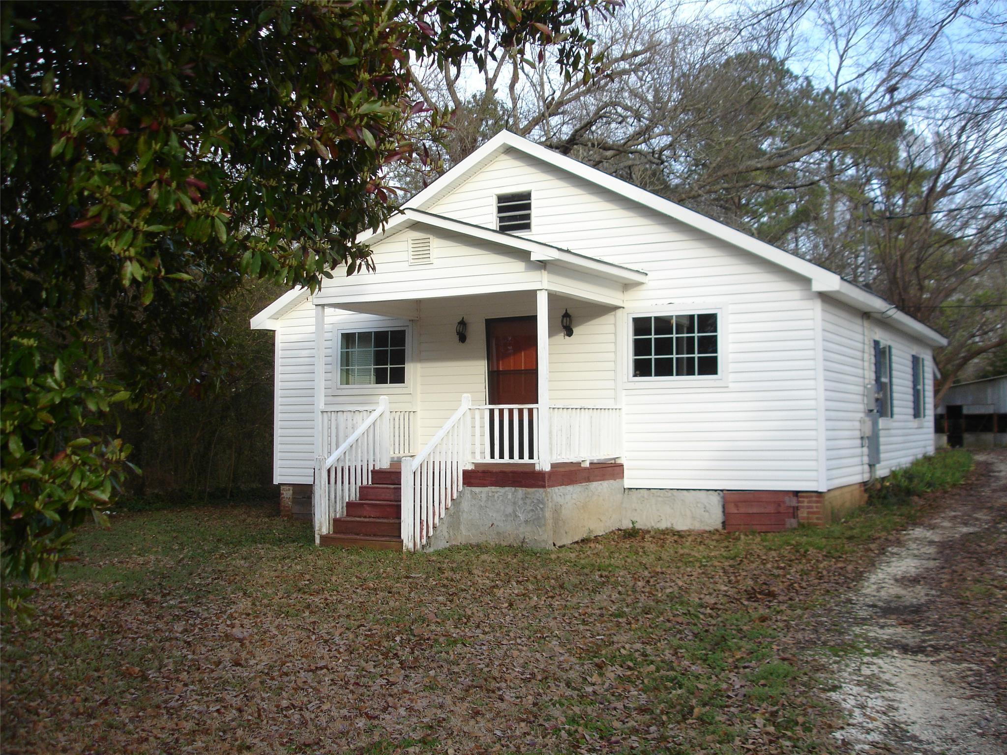 236 Samples Rd, West Point, GA 31833 photo 1