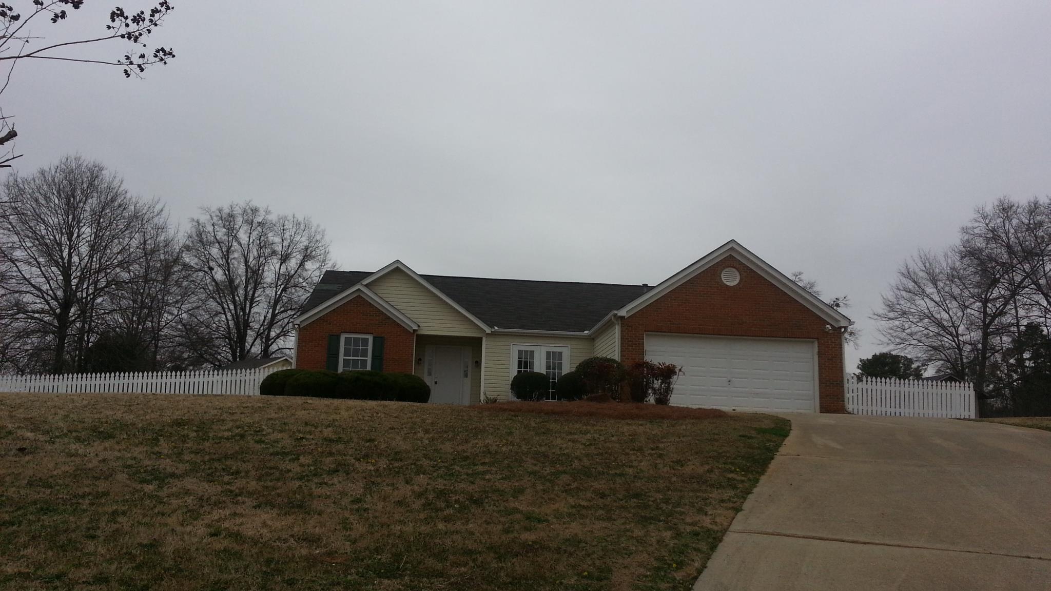 1007 Riverclift Dr, Covington, GA 30016 photo 1