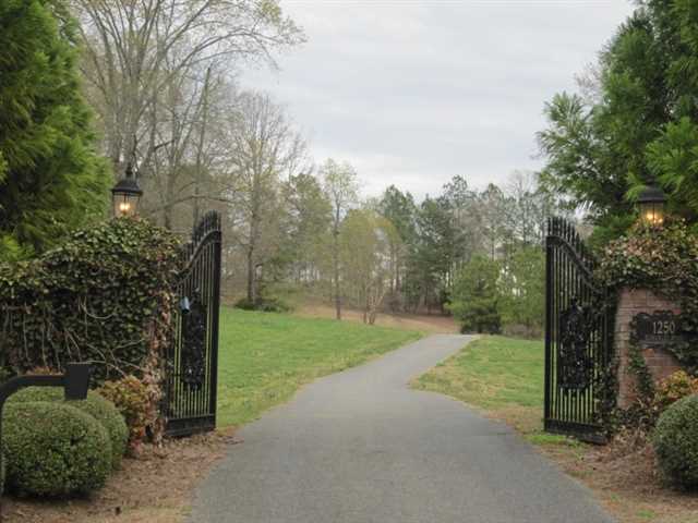 1250 Eurharlee Rd, Kingston, GA 30145 photo 3
