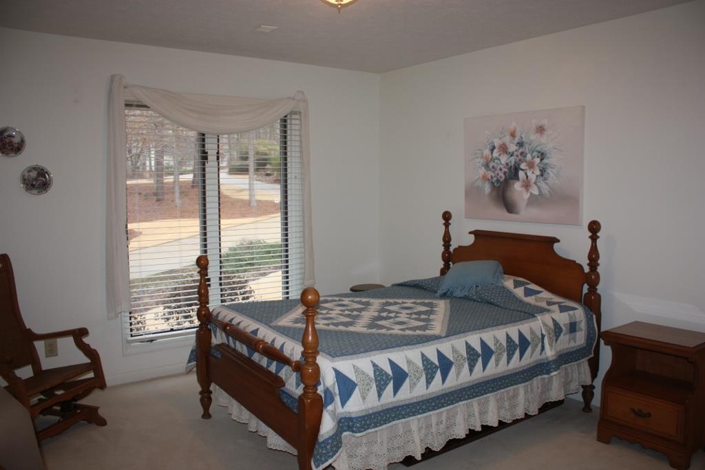 1038 Riverside Dr, Lagrange, GA 30240 photo 17