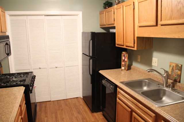 1103 Berkeley Woods Dr, Duluth, GA 30096 photo 8