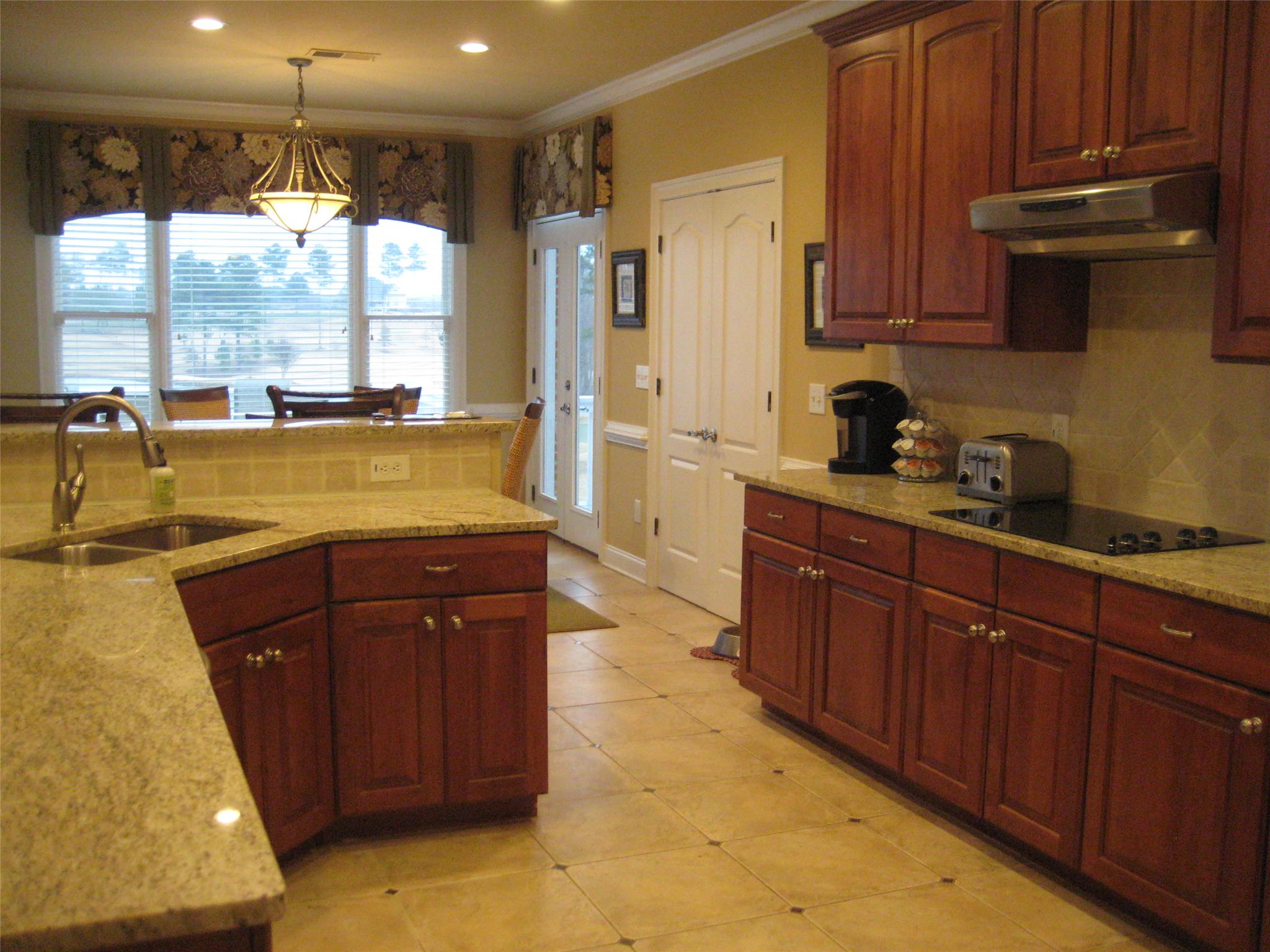 900 Providence Ln, Monroe, GA 30656 photo 4