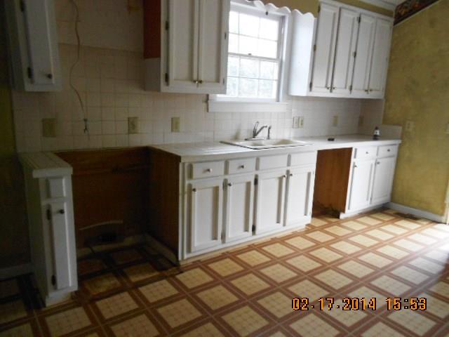 395 Cedar Ave, Demorest, GA 30535 photo 4
